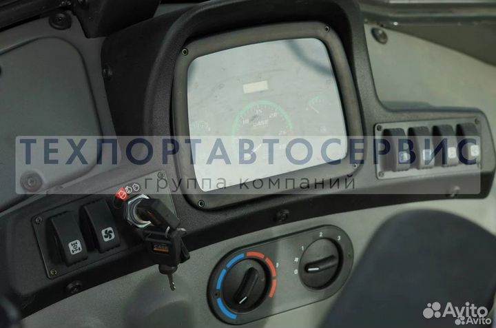 Экскаватор-погрузчик CASE 570 ST, 2023