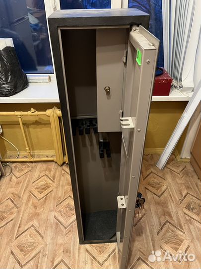 Оружейный сейф на 3 ствола