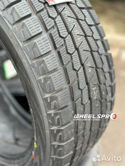 Yokohama Ice Guard Studless IG50 265/50 R20