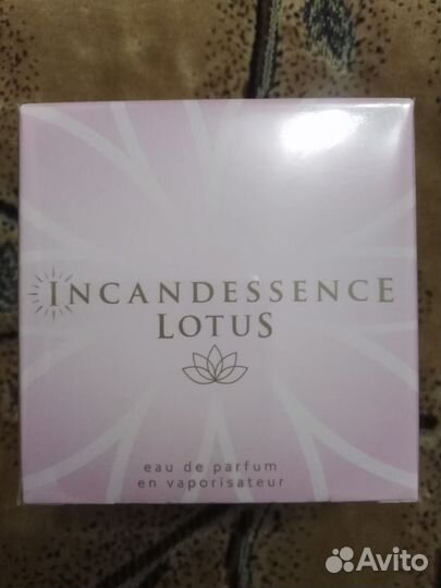 Парфюмерная вода Эйвон Инкандесенс Лотус