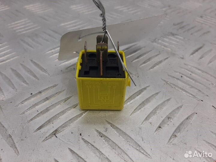 Реле (прочие) Mercedes-Benz E-Класс A0025421419