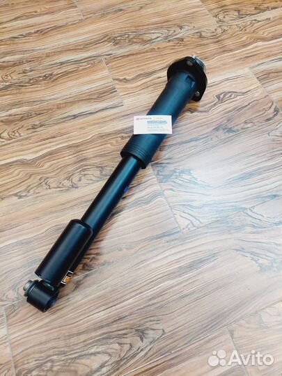 Задний левый амортизатор Range Rover (L322) с ACE