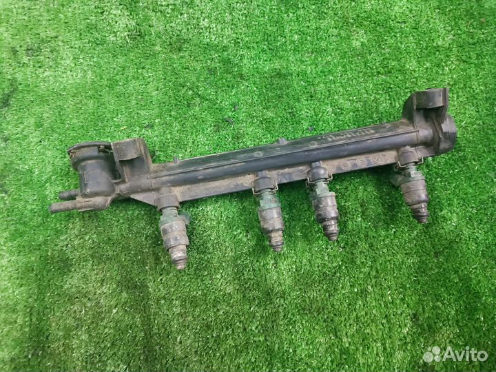 Топливная рампа BFQ 1.6 Шкода Октавия