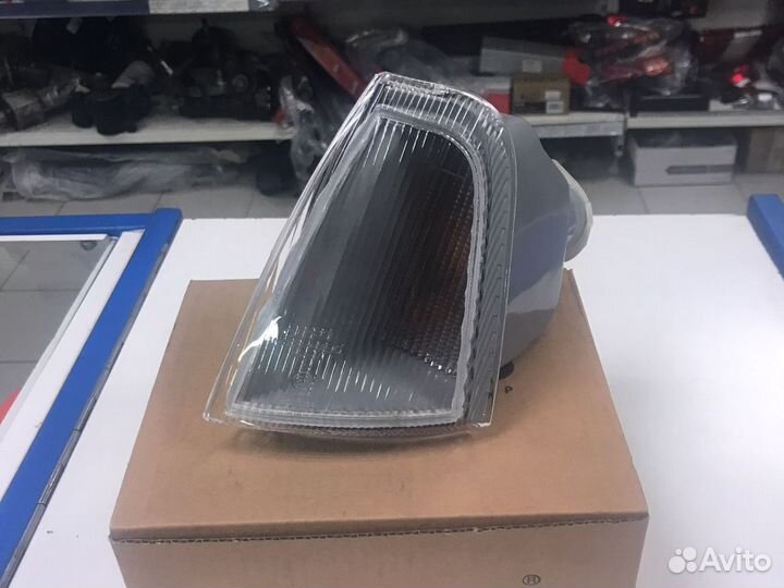 4421508L Габарит левый Opel Omega A 87-91