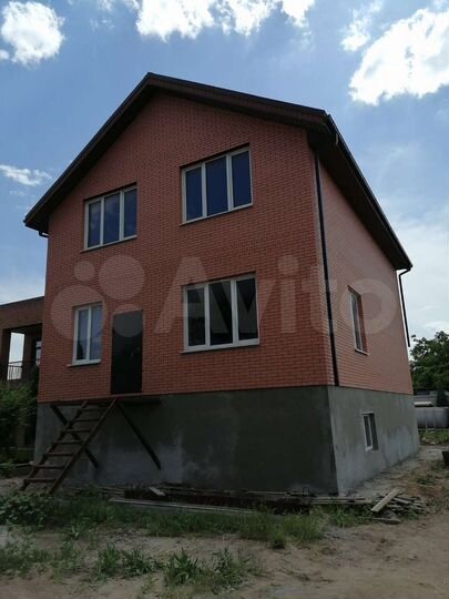 Дом 233 м² на участке 8,5 сот.