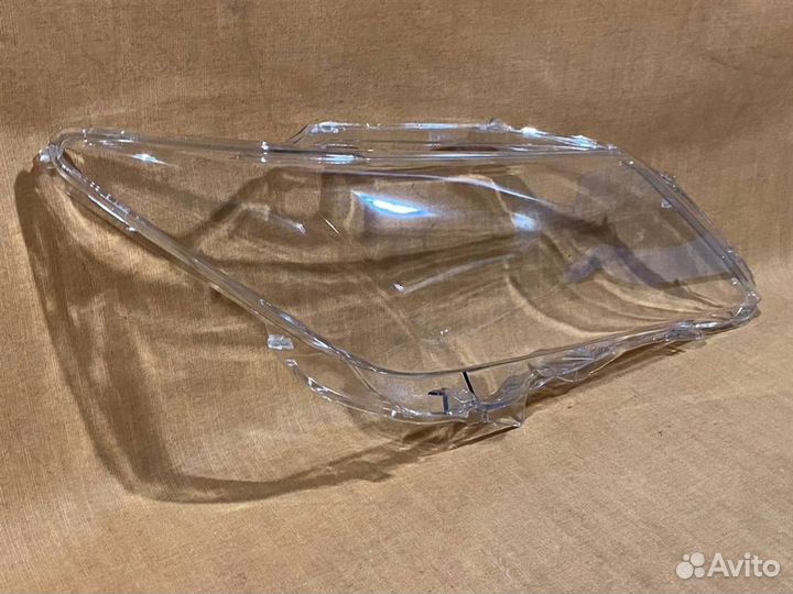 Стекло фары правый Toyota Camry XV50