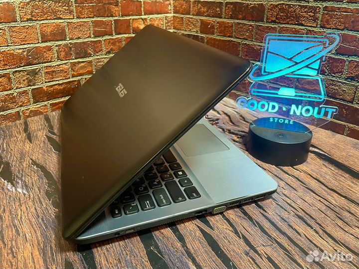 Игровой Asus 4 ядра GeForce 8GB 240SSD Full HD