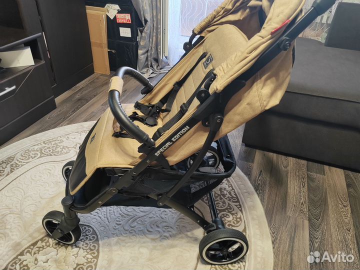 Прогулочная коляска Jetem Lavida