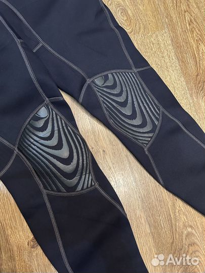 Гидрокостюм женский