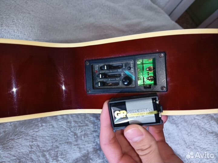 Акустическая Гитара