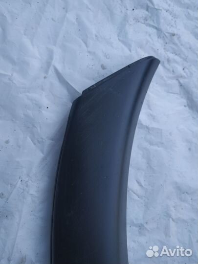 Накладка бампера правая Mitsubishi Outlander 2014