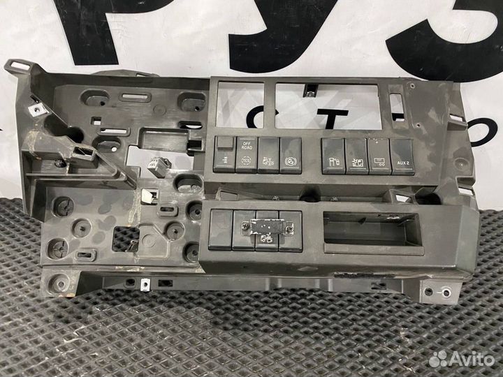 Элемент консоли Volvo FH4 22026373