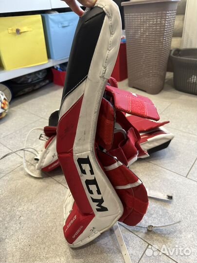 Вратарские щитки ccm детские