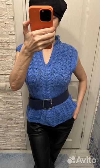 Жилет ручной вязки из 100 % шерсти ангоры