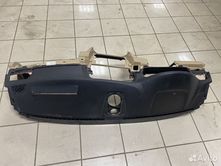 BMW F10 торпедо под ремонт