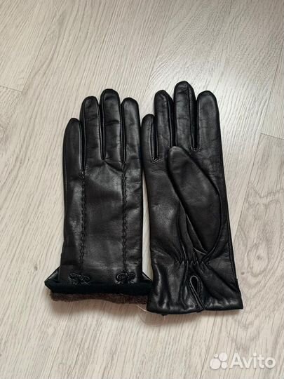 Перчатки женские кожаные