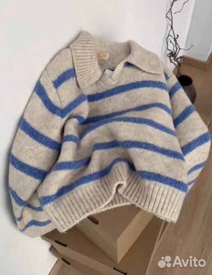 Свитер теплый