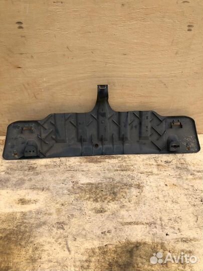 Защити антигравийная задней балки VW Passat B7