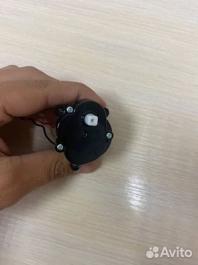 Мотор боковой щетки пылесоса Mi mjstg1