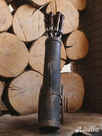 Кованая подставка для шампуров 