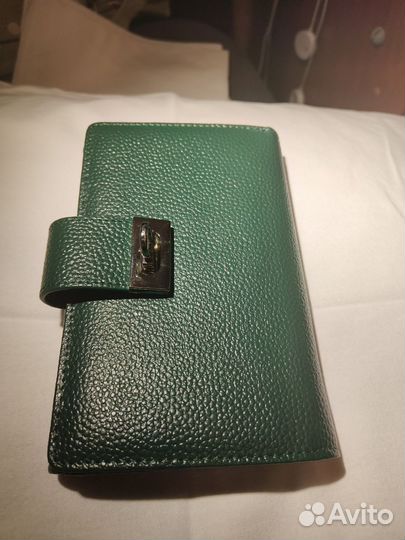 Кошелек женский натуральная кожа зеленый