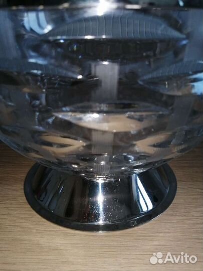 Хрустальная ваза