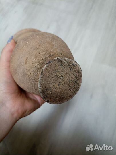 Старинная глиняная крынка