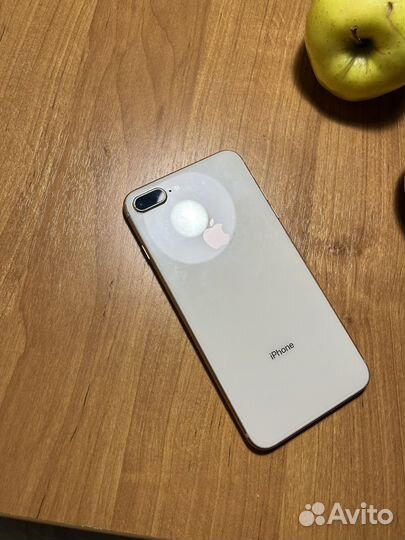 iPhone 8 Plus, 64 ГБ