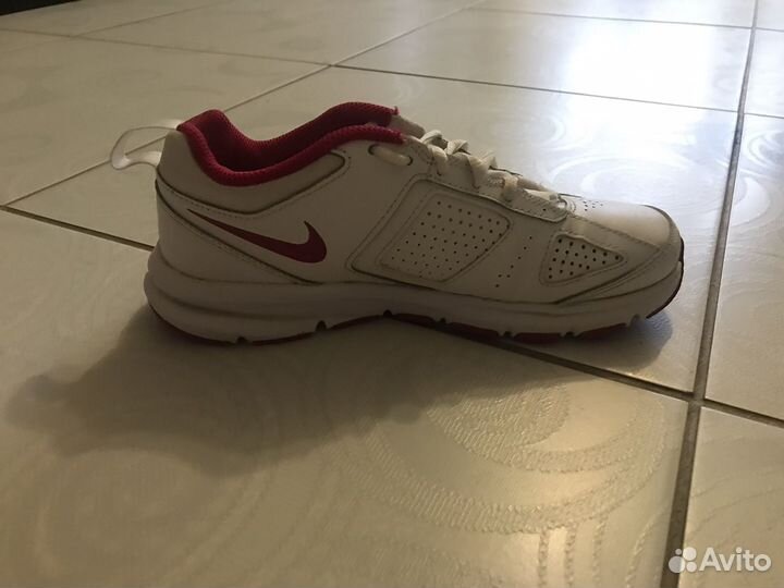 Кроссовки nike оригинальные