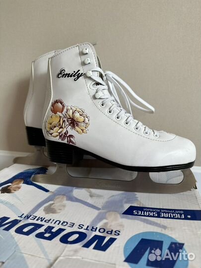 Коньки фигурные женские 37,5 размер