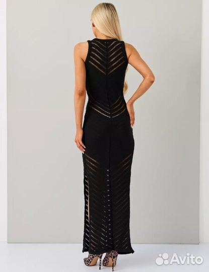 Платье вязаное