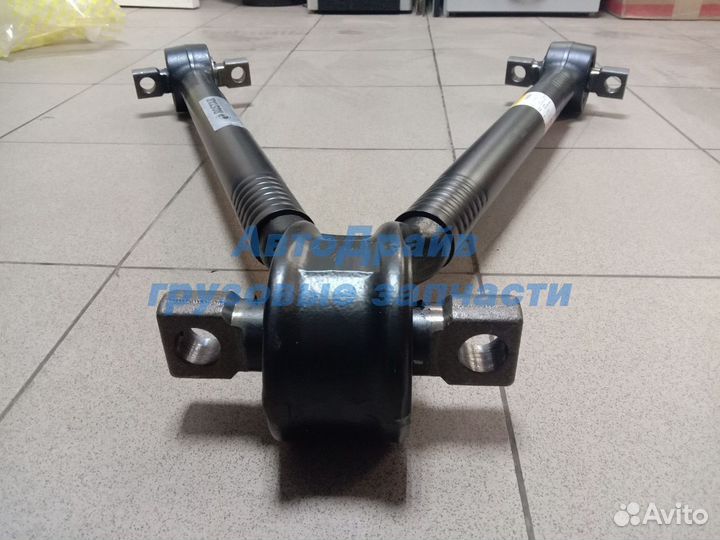 Тяга V-образная Ивеко Стралис L665