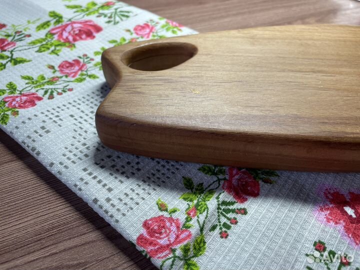 Разделочная деревянная доска Серф