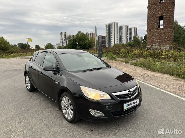 Opel Astra 1.6 AT, 2011, 110 000 км