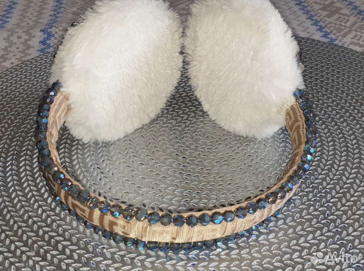 Ушки зимние Расшитые хрусталём