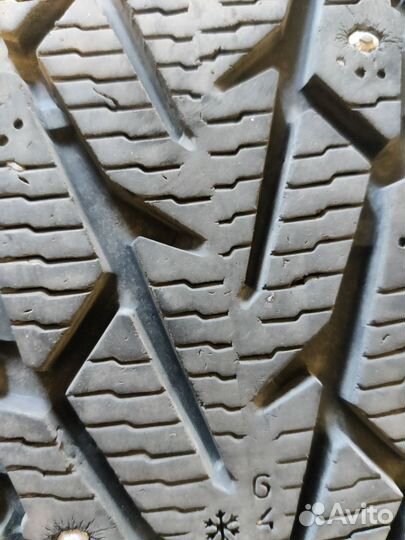 Nokian Tyres Hakkapeliitta 7 215/55 R17 98