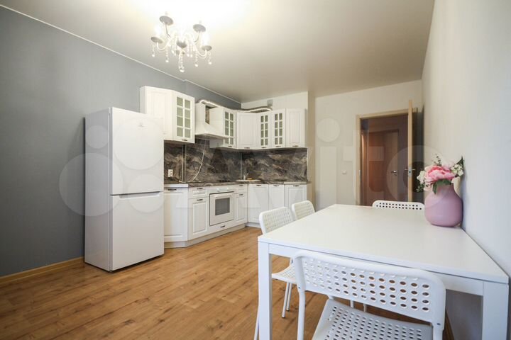 3-к. апартаменты, 93,4 м², 3/6 эт.