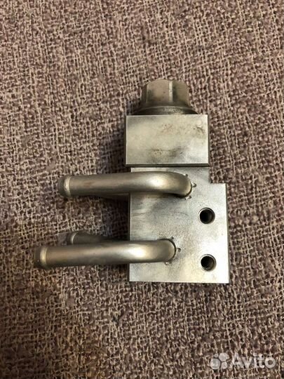 Клапан перепускной 216111JX0A