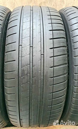 Michelin Pilot Sport 3 235/45 R18