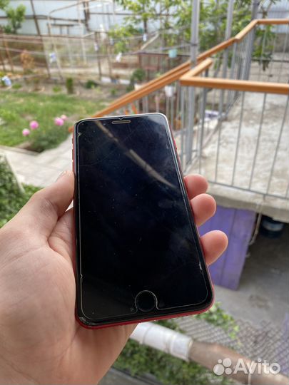 iPhone 8 Plus, 64 ГБ