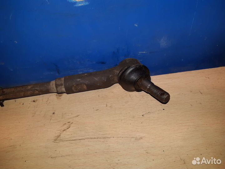 Рулевой наконечник левый Toyota Corolla E150
