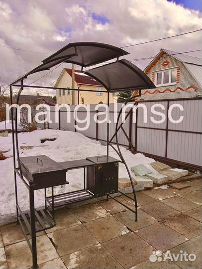 Мангал с крышей