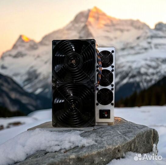 Asic майнер Antminer S21 pro 245Th мощный