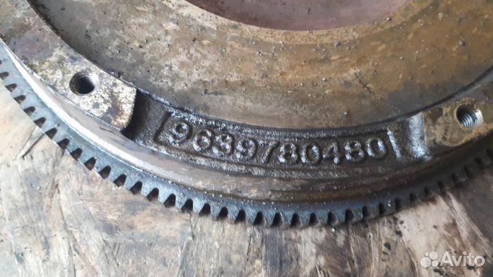 Маховик Peugeot 308 2007