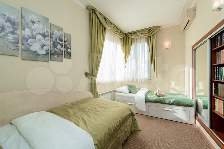 5-к. квартира, 190 м², 8/8 эт.