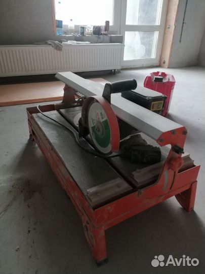 Плиткорез электрический водяной бу