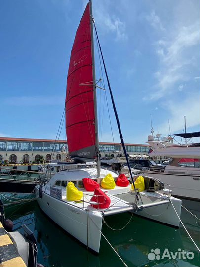 Аренда яхты катамарана