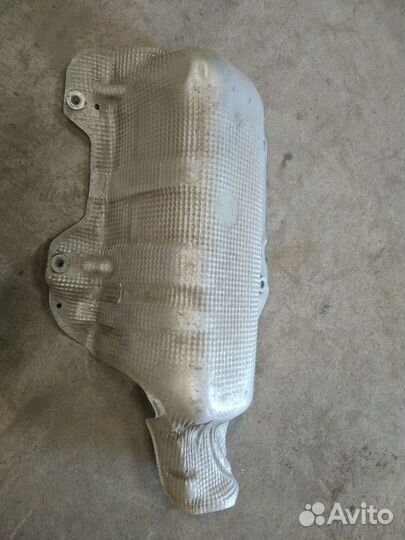 Экран тепловой Skoda Fabia