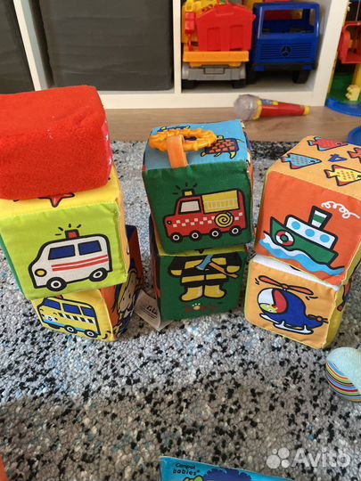 Игрушки для малышей пакетом