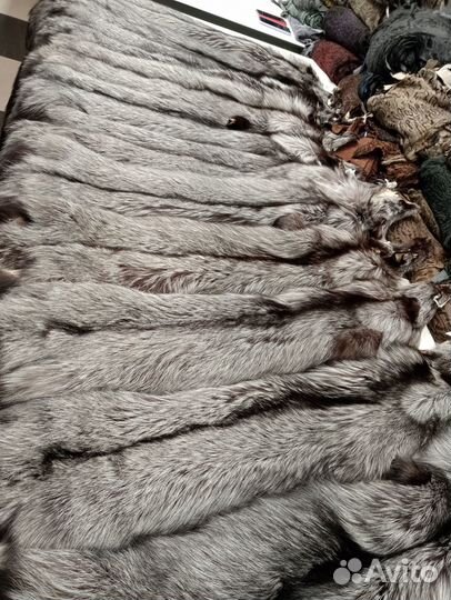 Шкурки лисы серебристо-черной